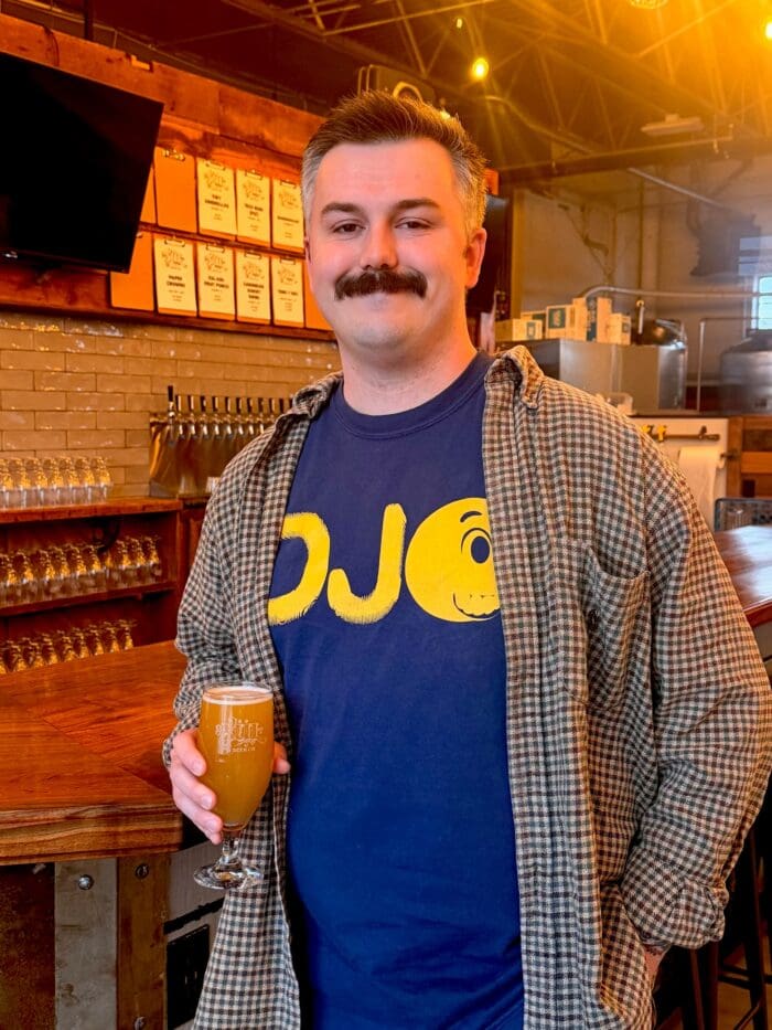 This image is by Xul Beer Company.